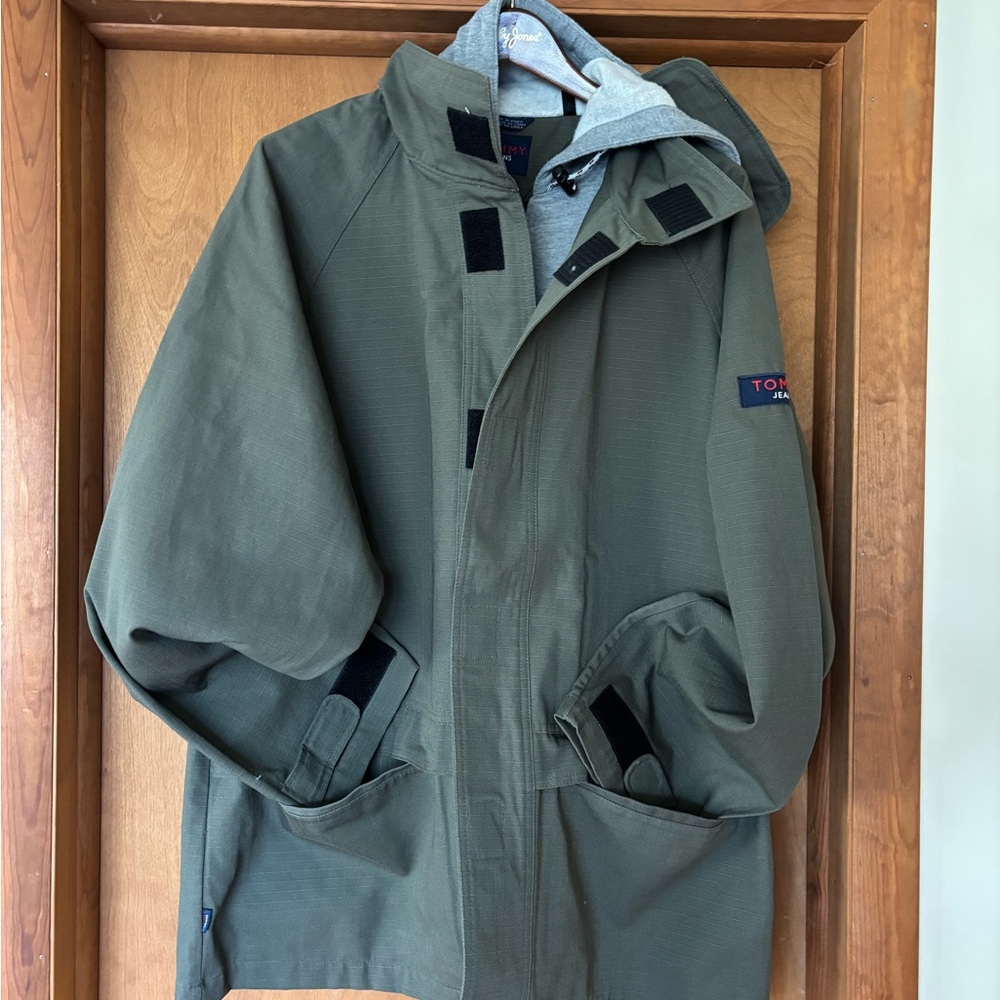 NWOT TOMMY JEANS MEN RAIN COAT BODY 100% Cotton Size L G/G